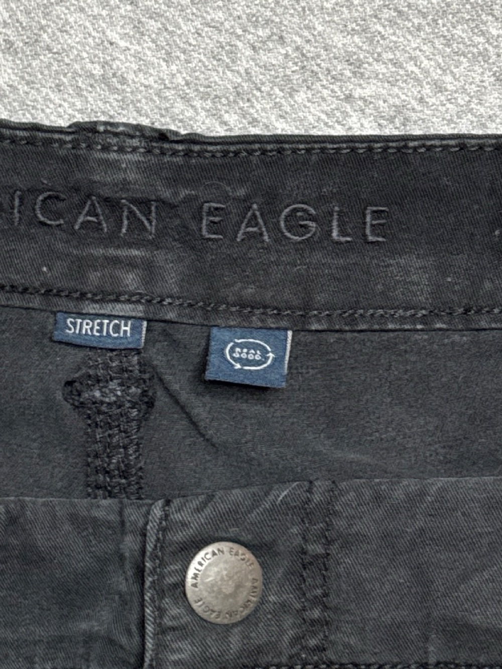 Women's Black Cargo Pants with Utility Pockets - Picture 5 of 5